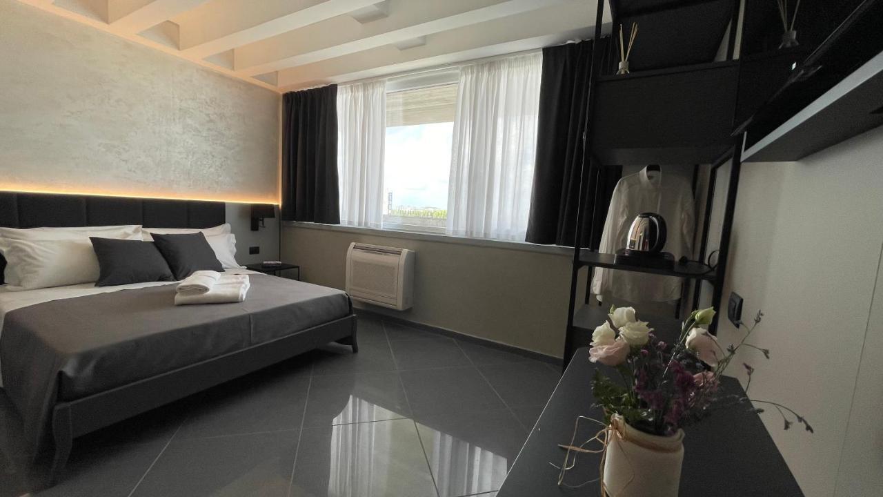 Tranquillo Uptown Lecce Hotel Buitenkant foto