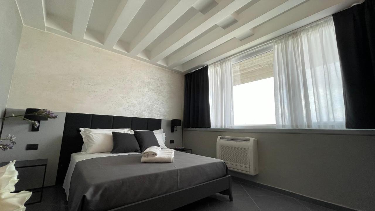 Tranquillo Uptown Lecce Hotel Buitenkant foto